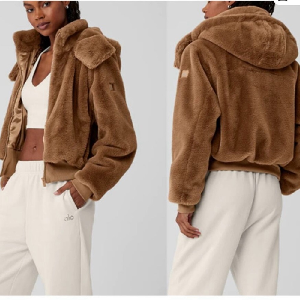 ALO Yoga Tan Foxy Fur Jacket - Picture 2 of 6